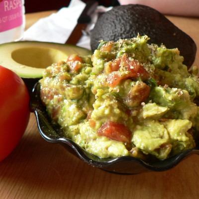 Quick and Easy Homemade Guacamole